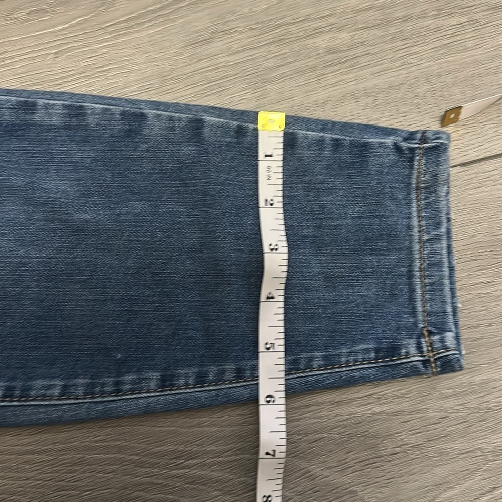 Maurice’s Blue Distressed Women's Jeans size 8 - Picture 6 of 7